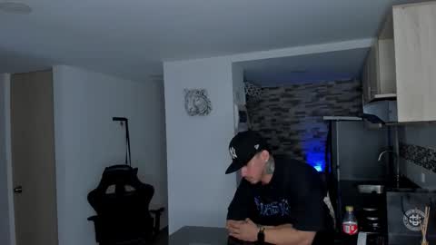 INSTAGRAM  DAMMIANMILLEROFICIAL online show from February 2026 11:22:01 PM