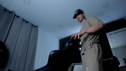 INSTAGRAM  DAMMIANMILLEROFICIAL online show from April 2026 02:38:02 AM