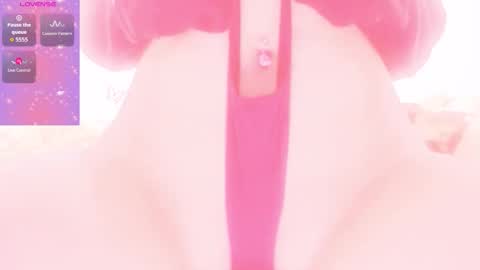 Sophie online show from February 2026 12:44:02 PM