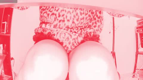 Sophie online show from May 2026 12:24:02 PM