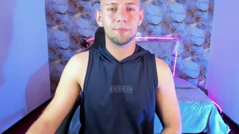 Snapshot of damon_baker0 chatting on May 2026 03:08:02 PM Damon bakert online show from May 2026 03:08:02 PM