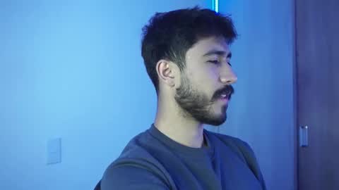 damon_frost online show from December 2024 05:01:01 AM