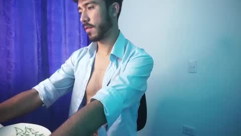 damon_frost online show from January 2025 04:00:01 PM