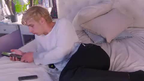 Damon online show from July 2026 07:42:02 PM
