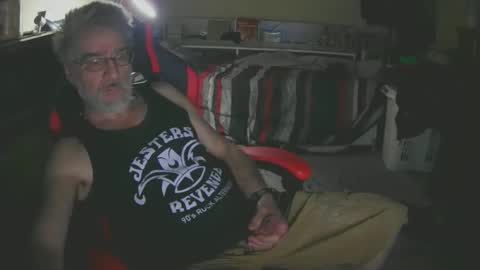 dan137111 online show from April 2026 11:40:01 AM