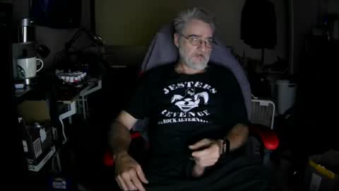 Snapshot of dan137111 chatting on July 2026 10:44:01 AM dan137111 online show from July 2026 10:44:01 AM