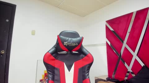 Snapshot of dan_ht chatting on March 2026 01:07:02 PM dan_ht online show from March 2026 01:07:02 PM