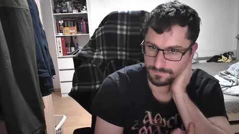 Snapshot of dan_the_man405 chatting on January 2025 07:50:02 PM King Dan online show from January 2025 07:50:02 PM