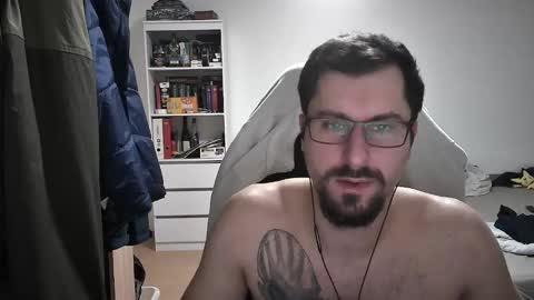 Snapshot of dan_the_man405 chatting on January 2025 10:40:01 PM King Dan online show from January 2025 10:40:01 PM