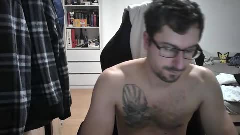 Snapshot of dan_the_man405 chatting on January 2025 08:17:01 PM King Dan online show from January 2025 08:17:01 PM