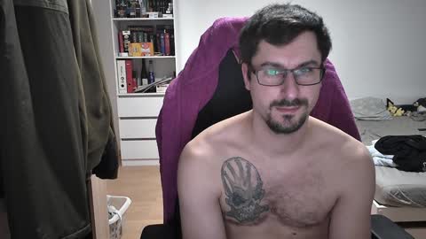 Snapshot of dan_the_man405 chatting on February 2025 06:27:02 PM King Dan online show from February 2025 06:27:02 PM