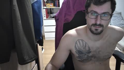 Snapshot of dan_the_man405 chatting on February 2025 07:06:02 PM King Dan online show from February 2025 07:06:02 PM