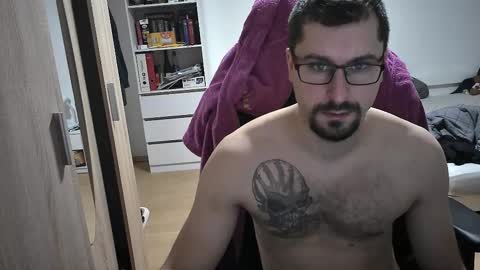 Snapshot of dan_the_man405 chatting on February 2025 07:48:02 PM King Dan online show from February 2025 07:48:02 PM