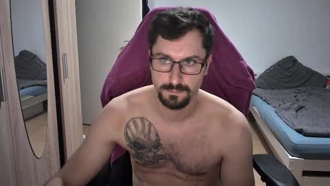 Snapshot of dan_the_man405 chatting on September 2025 06:52:02 PM King Dan online show from September 2025 06:52:02 PM