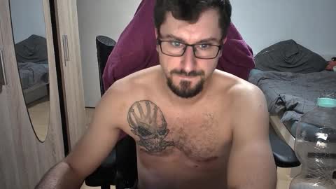 Snapshot of dan_the_man405 chatting on September 2025 06:42:01 PM King Dan online show from September 2025 06:42:01 PM