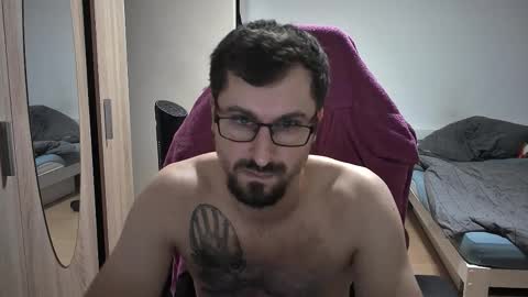 Snapshot of dan_the_man405 chatting on September 2025 07:06:02 PM King Dan online show from September 2025 07:06:02 PM