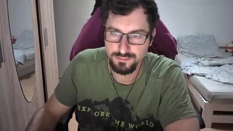 Snapshot of dan_the_man405 chatting on September 2025 08:03:01 PM King Dan online show from September 2025 08:03:01 PM