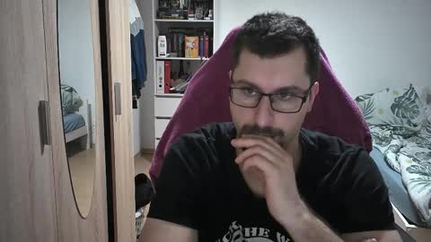 Snapshot of dan_the_man405 chatting on October 2025 07:58:02 PM King Dan online show from October 2025 07:58:02 PM