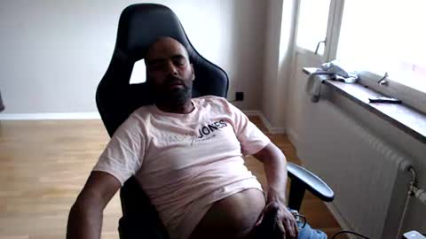Snapshot of dan_the_man43 chatting on June 2026 03:23:01 PM dan_the_man43 online show from June 2026 03:23:01 PM