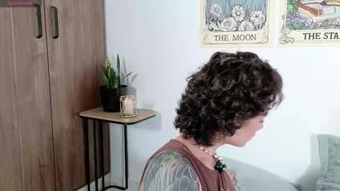 Bluemoon online show from November 2025 05:57:01 PM