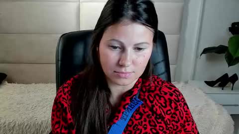 Dana Dom online show from October 2025 02:22:02 AM