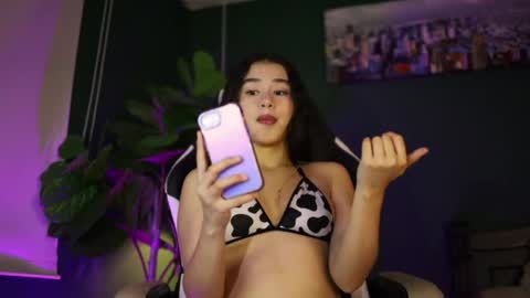 Snapshot of danaa_rousee_ chatting on June 2026 08:24:01 PM Dana Rouse online show from June 2026 08:24:01 PM