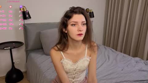 danaaddams online show from December 2025 10:07:02 PM