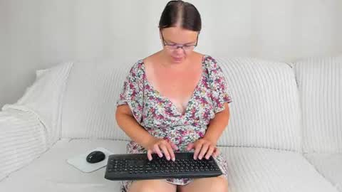 Snapshot of danajhonson chatting on July 2026 06:07:02 AM danajhonson online show from July 2026 06:07:02 AM