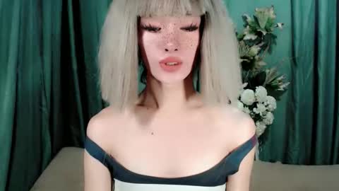 Nica online show from April 2026 10:10:01 AM