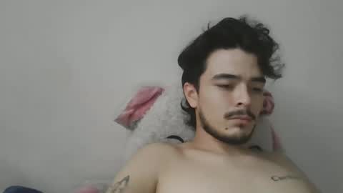 Snapshot of dani_42017 chatting on February 2025 11:43:02 AM dani_42017 online show from February 2025 11:43:02 AM