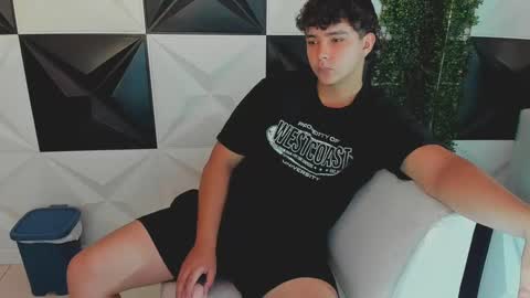 dani_cumboy online show from October 2025 02:04:01 PM