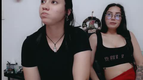 Snapshot of dani_jocelyn chatting on December 2024 09:28:01 PM dani y jocelyn online show from December 2024 09:28:01 PM