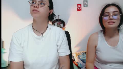Snapshot of dani_jocelyn chatting on January 2025 08:13:02 PM dani y jocelyn online show from January 2025 08:13:02 PM