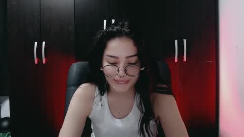 Snapshot of dani_jocelyn chatting on February 2025 10:10:02 PM dani y jocelyn online show from February 2025 10:10:02 PM