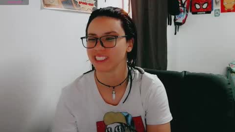 Snapshot of dani_jocelyn chatting on October 2025 07:12:01 PM dani y jocelyn online show from October 2025 07:12:01 PM