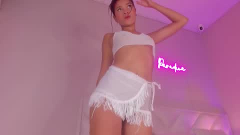 Hi I am Dani online show from September 2025 11:43:01 AM