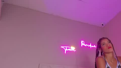 Snapshot of dani_skinny_ chatting on September 2025 11:54:01 AM Hi I am Dani online show from September 2025 11:54:01 AM