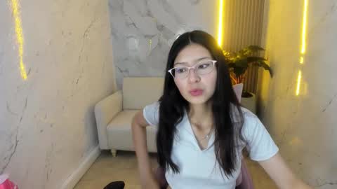 Snapshot of dani_tf chatting on February 2026 01:29:02 PM dani_tf online show from February 2026 01:29:02 PM