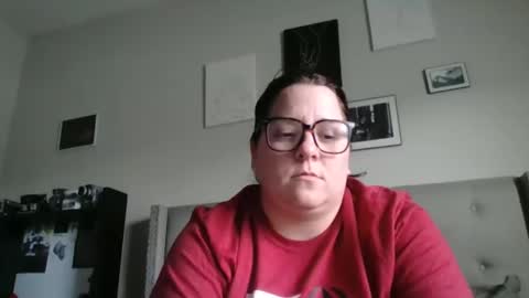 danidegrade online show from December 2024 08:08:01 PM