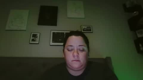 danidegrade online show from December 2024 11:32:01 AM
