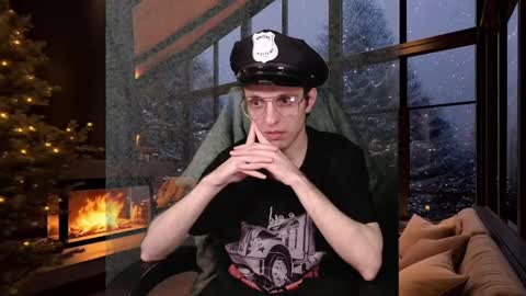 Snapshot of daniel9121 chatting on January 2025 07:03:01 PM Daniel9121 online show from January 2025 07:03:01 PM