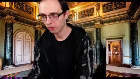 Snapshot of daniel9121 chatting on February 2025 09:36:02 PM Daniel9121 online show from February 2025 09:36:02 PM