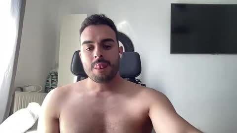 daniel_3827 online show from June 2026 08:45:02 AM