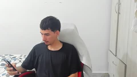 Snapshot of daniel_443 chatting on November 2025 08:14:01 PM DANIEL online show from November 2025 08:14:01 PM