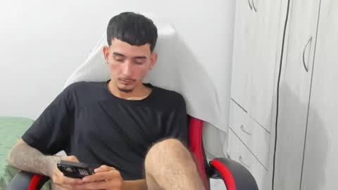 Snapshot of daniel_443 chatting on December 2025 04:17:02 AM DANIEL online show from December 2025 04:17:02 AM