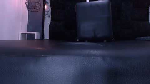 Daniel Delux  online show from November 2025 11:58:01 PM