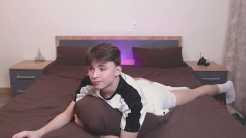 Daniel  Jerry online show from February 2025 09:20:02 PM