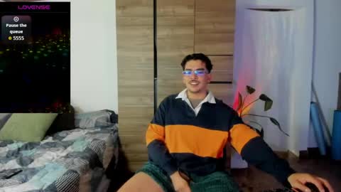 Snapshot of daniel_vianchi chatting on April 2026 05:17:01 PM Dani online show from April 2026 05:17:01 PM