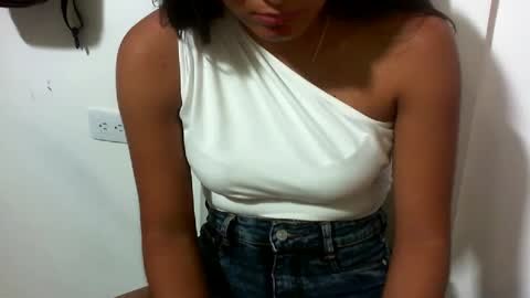 Snapshot of danielaa_foxx chatting on September 2025 12:26:02 AM danielaa_foxx online show from September 2025 12:26:02 AM