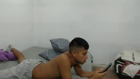 Snapshot of danielitopapii chatting on February 2025 02:56:02 PM danielitopapii online show from February 2025 02:56:02 PM